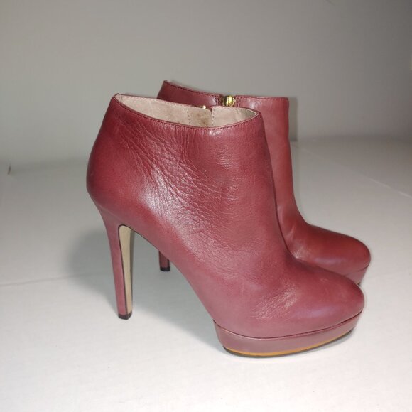Vince Camuto Dira Platform Stiletto Leather Ankle Booties Sz 7 Burgundy Wine - Picture 1 of 11